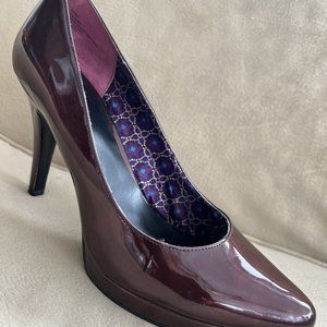 Nine West 10M Heels Burgundy Patent Pump "Plateau" 1/2"platform, 4" heel EUC